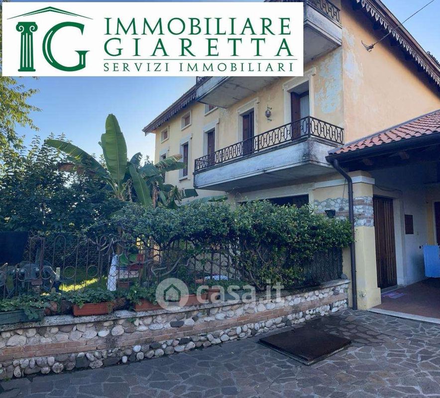Casa indipendente in Vendita in a Montecchio Precalcino