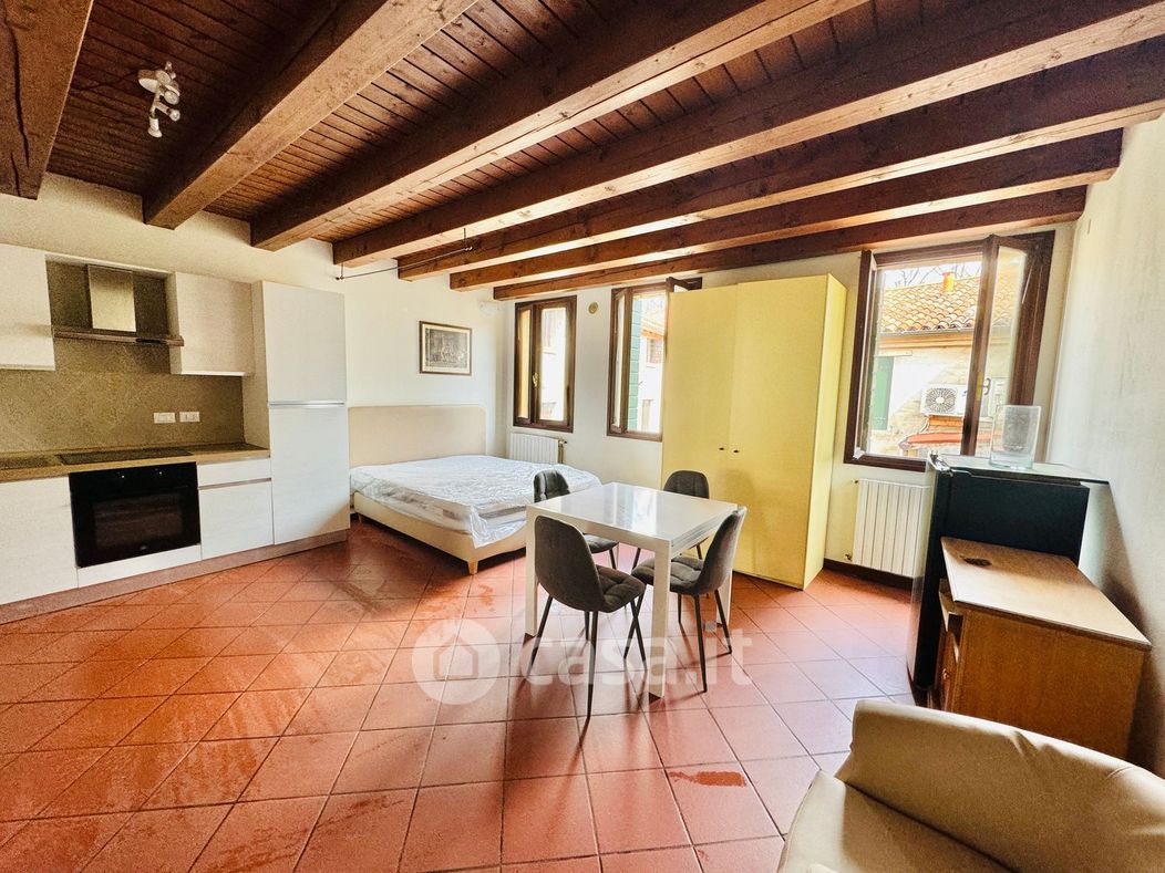 Appartamento in Affitto in Via Altinate 145 a Padova
