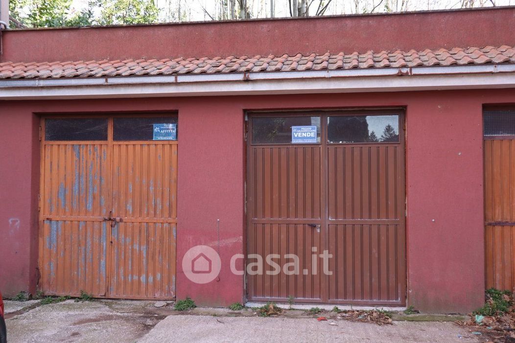 Garage/Posto auto in Vendita in Via Montecastello a Bassano Romano