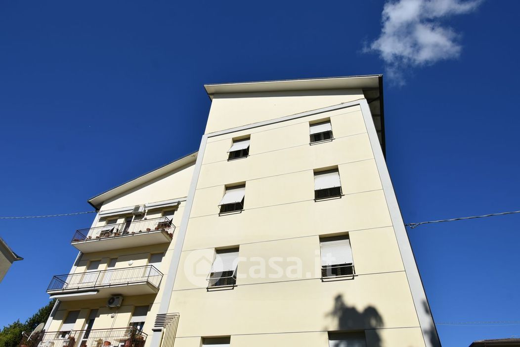 Appartamento in Vendita in Via Alfonso Arnier a Forlì