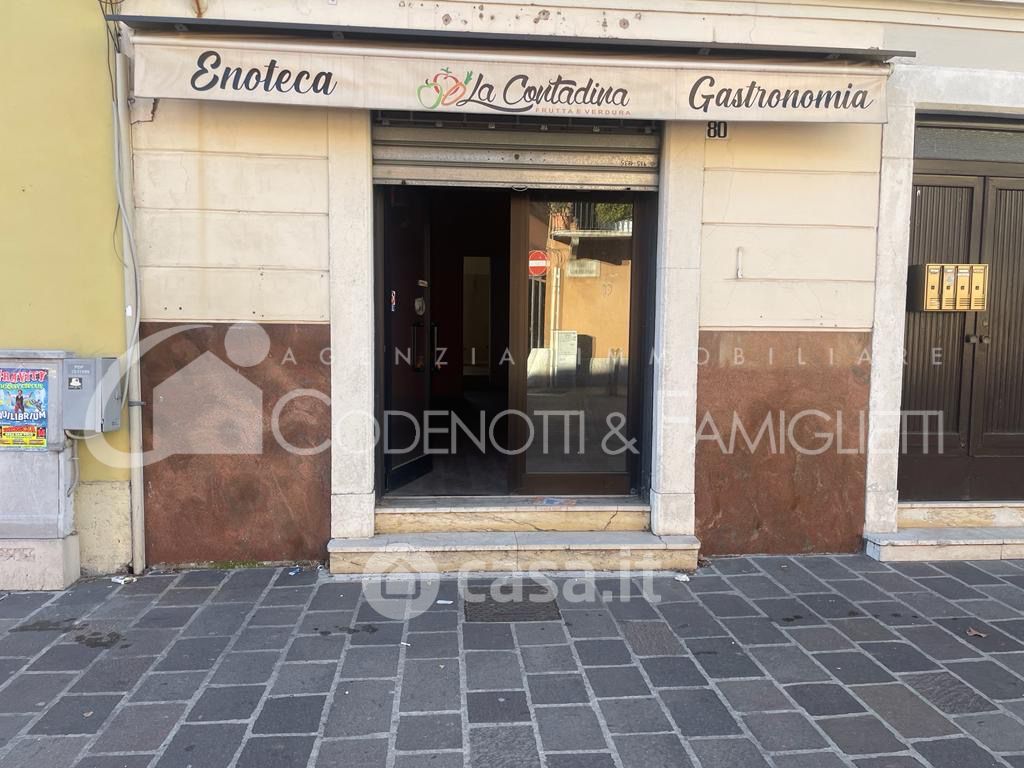 Negozio/Locale commerciale in Vendita in Via Indipendenza 80 a Brescia