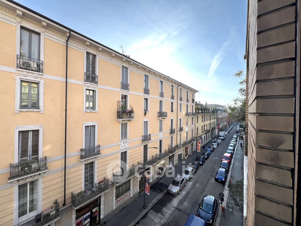 Appartamento in Vendita in Via Messina 23 a Milano