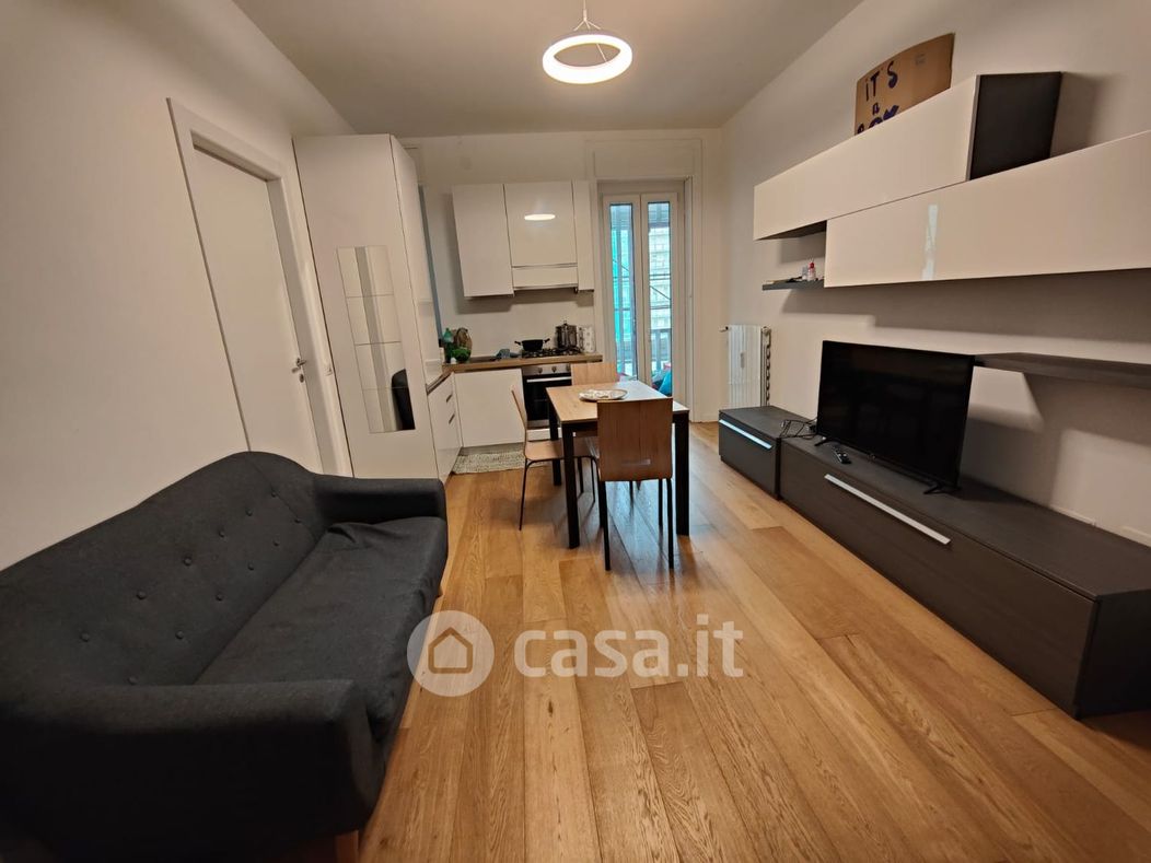 Appartamento in Vendita in Via Adeodato Ressi 21 a Milano
