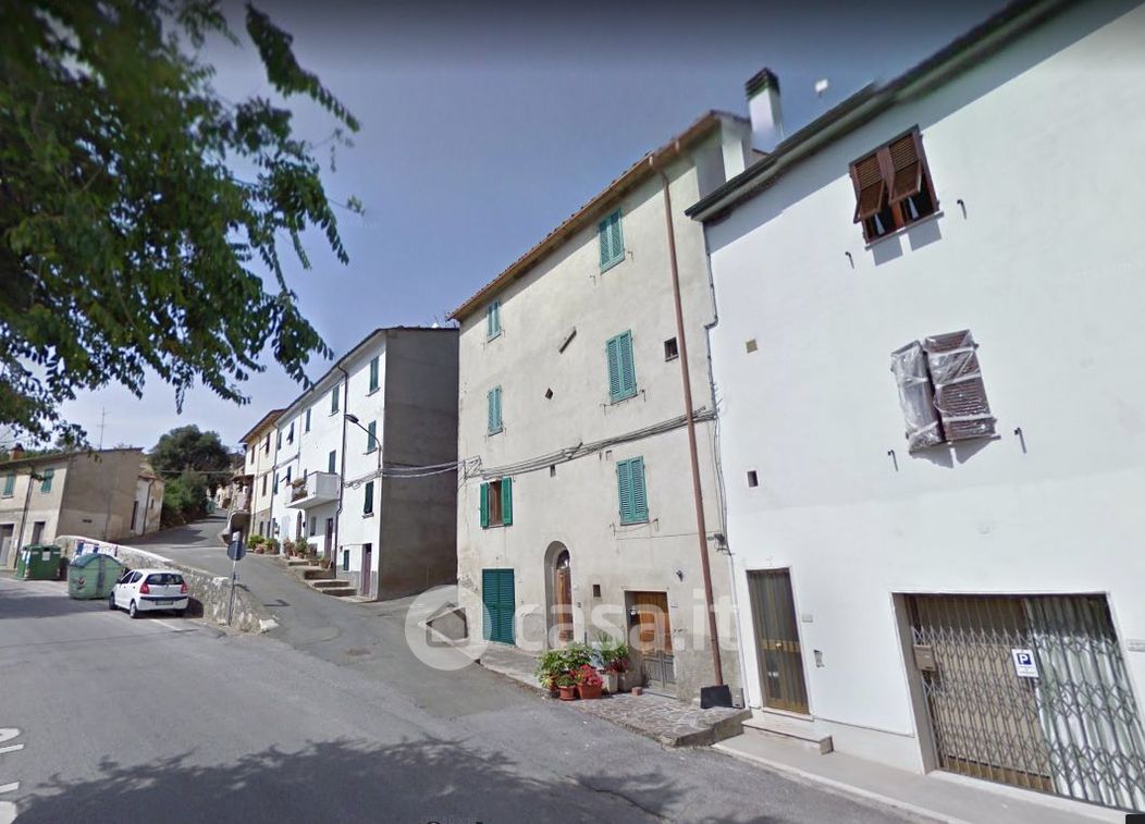 Rustico/Casale in Vendita in Via Castellinese a Chianni