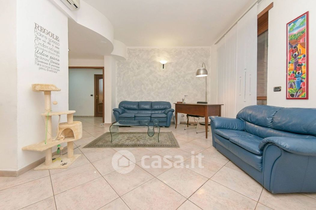 Appartamento in Vendita in Via Agricola Quinto Glizio Attilio 13 a Torino