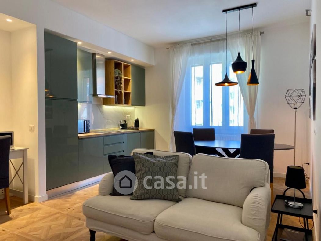 Appartamento in Affitto in Via Cino da Pistoia a Milano