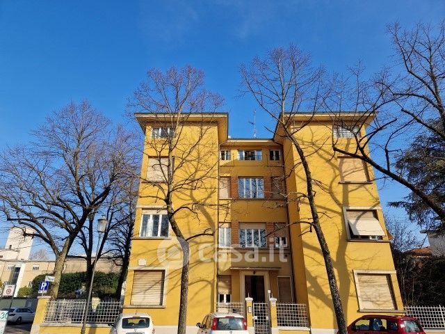 Appartamento in Affitto in Viale Rustici 16 a Parma