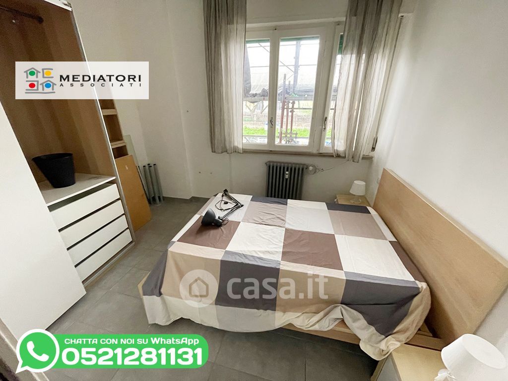 Appartamento in Vendita in Viale Vittorio Bottego a Parma