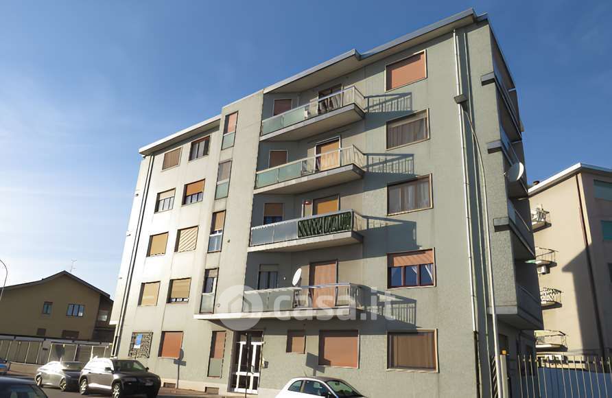 Appartamento in Vendita in Via Varese 6 a Lainate