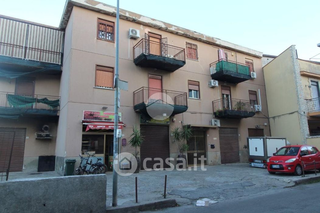 Appartamento in Vendita in Via Trabucco 123 a Palermo