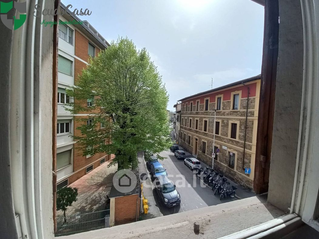 Appartamento in Vendita in Via Faentina 61 a Firenze