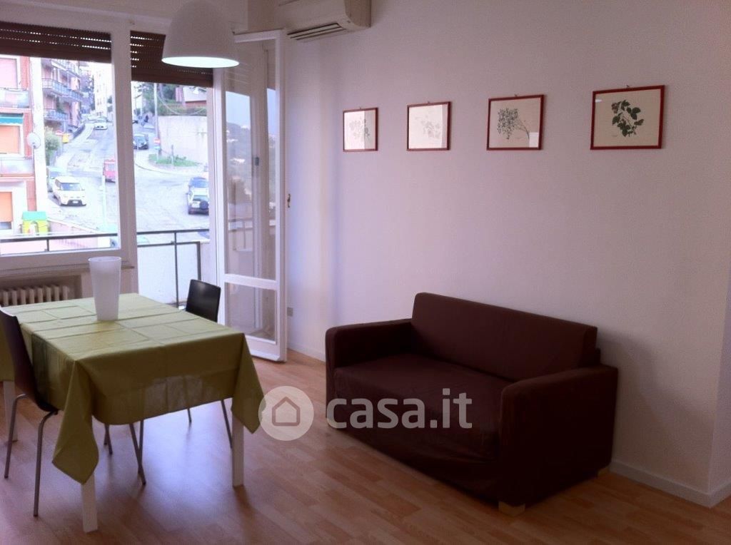 Appartamento in Vendita in Via Colle Verde a Ancona
