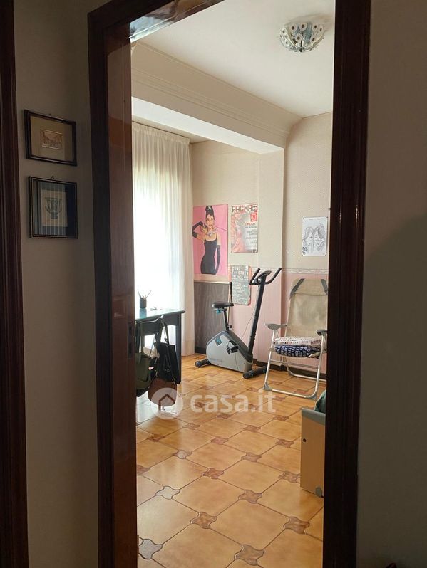 Appartamento in Vendita in Via San Giacomo dei Capri 127 a Napoli