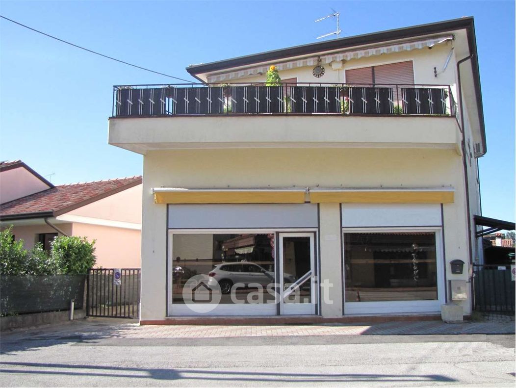 Negozio/Locale commerciale in Vendita in a San Donà di Piave