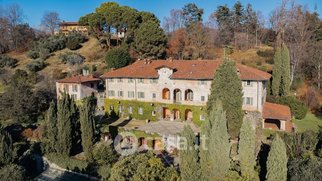 Villa in Vendita in Strada Cascina Giocco 1 a Biella