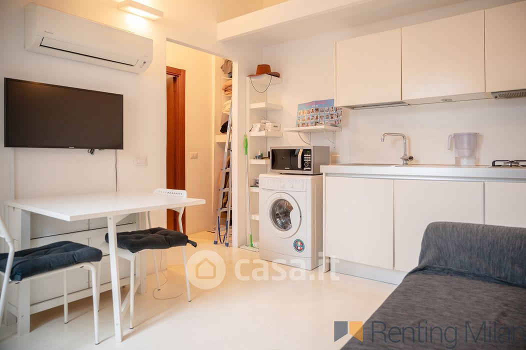 Appartamento in Affitto in Via Felice Casati 24 a Milano