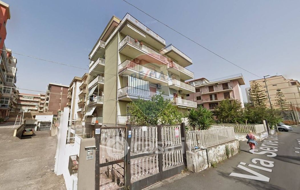Appartamento in Vendita in Via Serve della Divina Provvidenza 16 a Catania