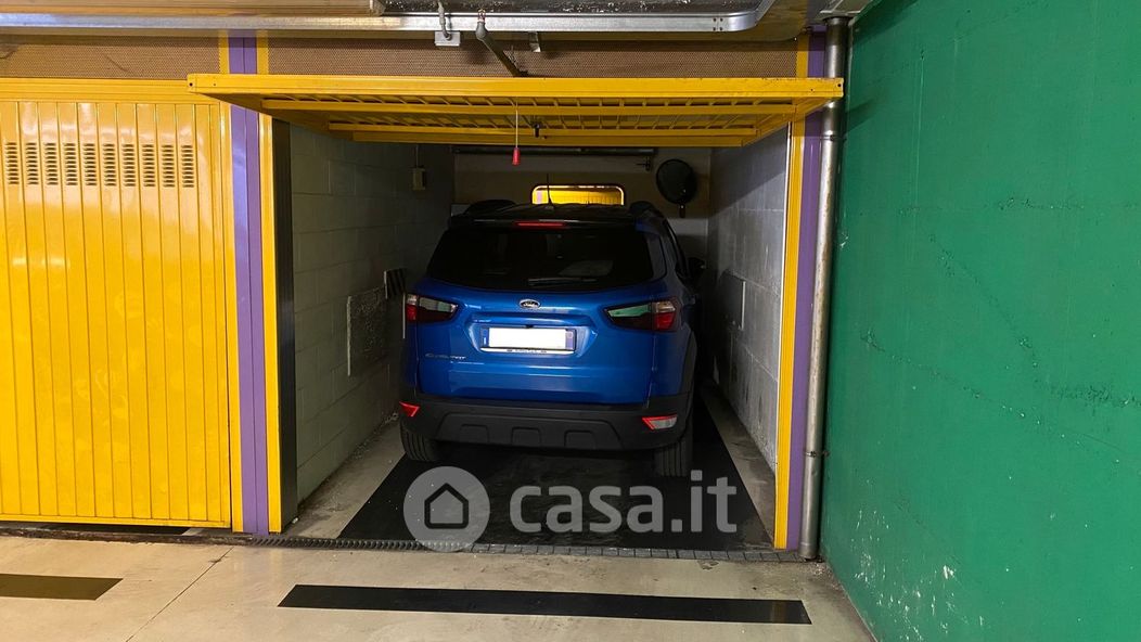 Garage/Posto auto in Vendita in Via Ferdinando Magellano 13 a Torino
