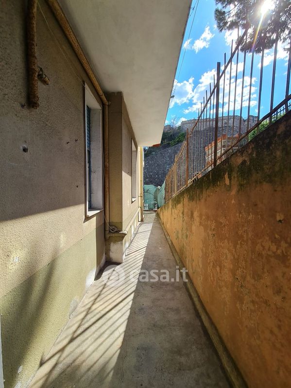 Appartamento in Vendita in Via Pegli 69 a Genova