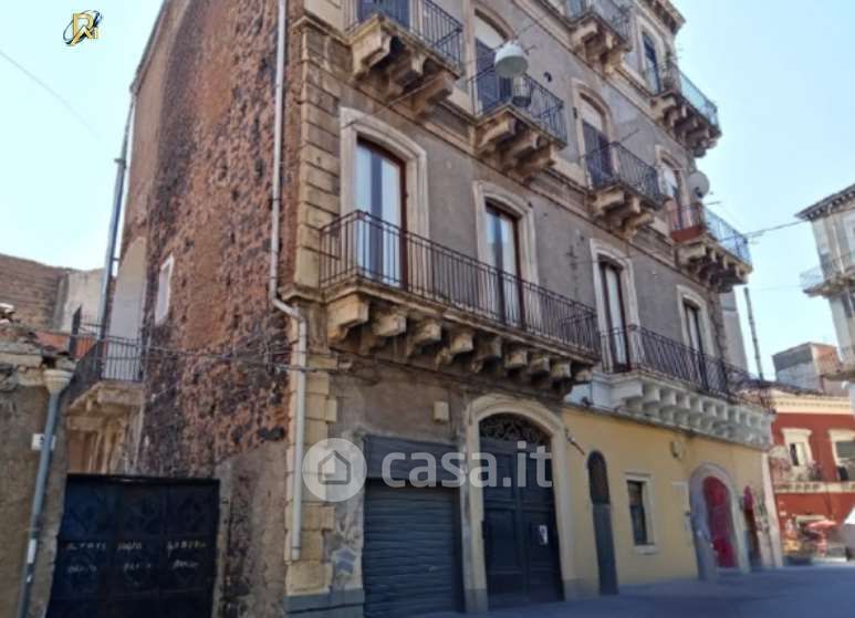 Appartamento in Vendita in Via Quartiere Militare 57 a Catania