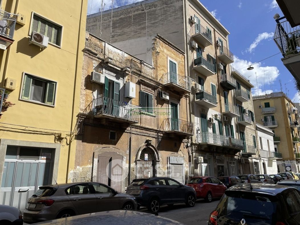 Appartamento in Vendita in Via Giovanni Bovio 73 a Bari