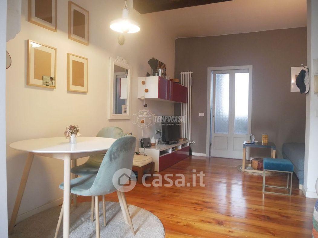 Appartamento in Affitto in Via Francesco Reina 26 a Milano