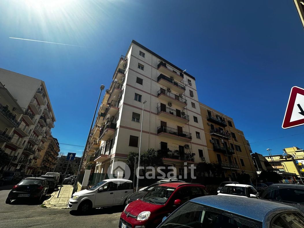 Appartamento in Vendita in Via Rosolino Tusa a Palermo