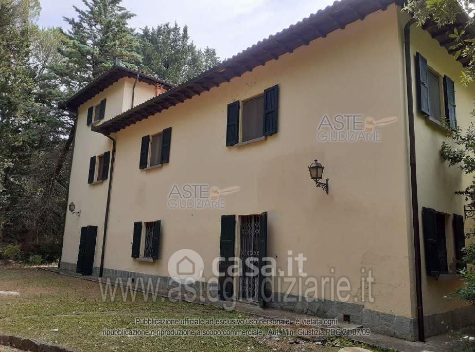 Villa in Vendita in Via del Molino 74 a Peccioli