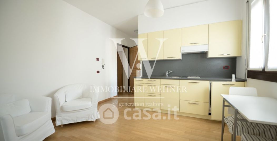 Appartamento in Affitto in Corso Fratelli Fusina 7 a Campione d'Italia