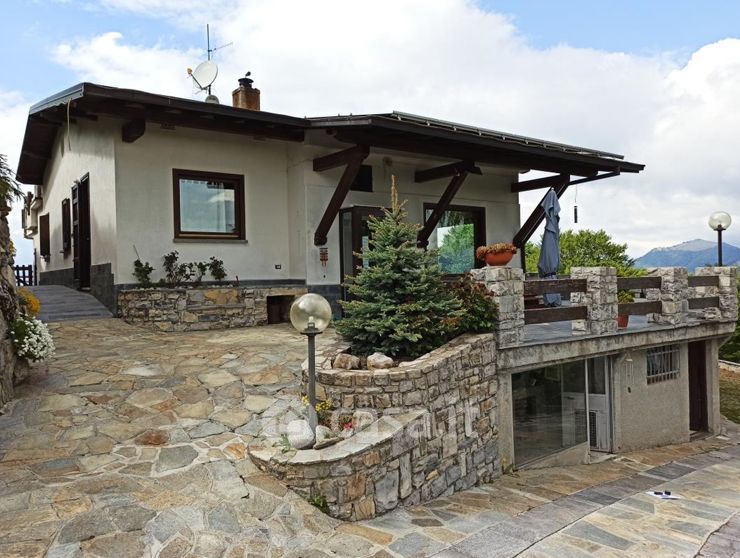 Villa in Vendita in Via Sighignola 38 a Alta Valle Intelvi