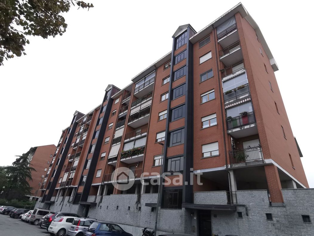 Appartamento in Vendita in Via Pietro Cossa 280 /28 a Torino