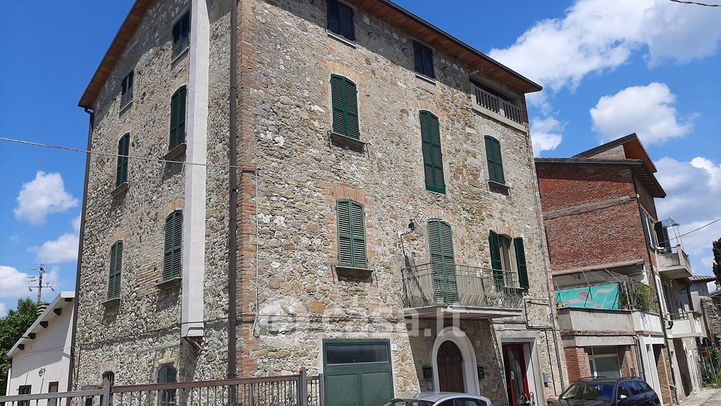 Appartamento in Vendita in Via Antonia Ponte Pattoli 6 a Perugia