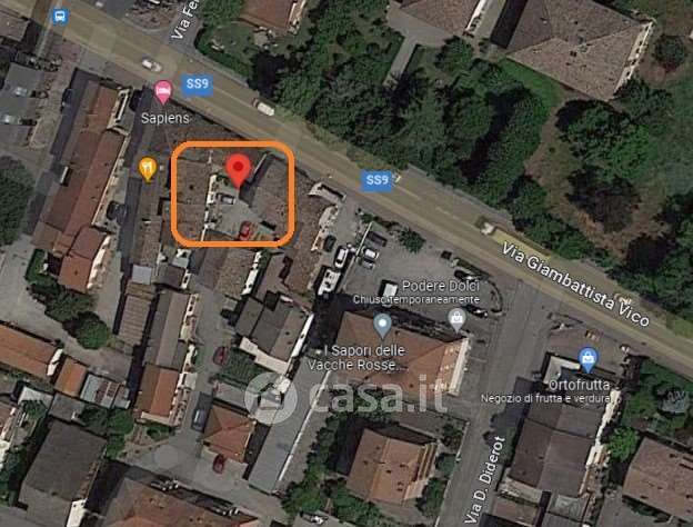 Casa Bi/Trifamiliare in Vendita in Via Giambattista Vico 126 a Reggio Emilia