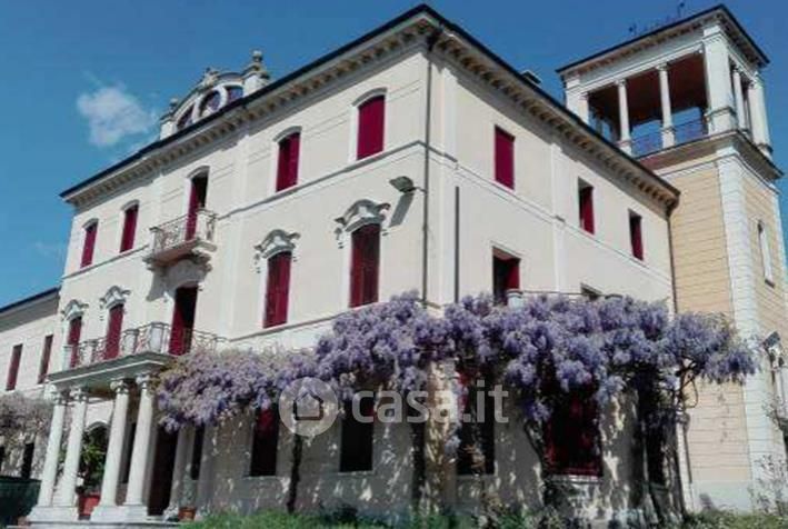 Villa in Vendita in Via SAN PIETRO 18 a Arzignano