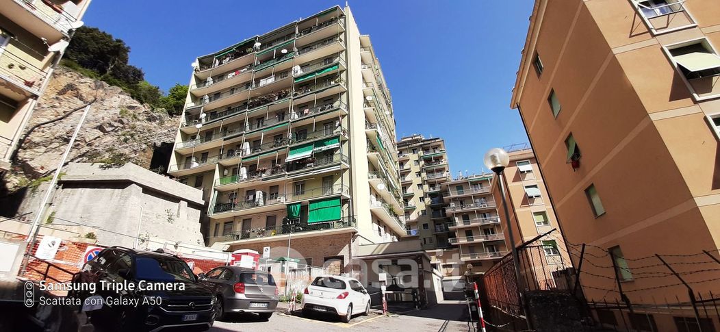 Appartamento in Vendita in Via Posalunga 46 a a Genova