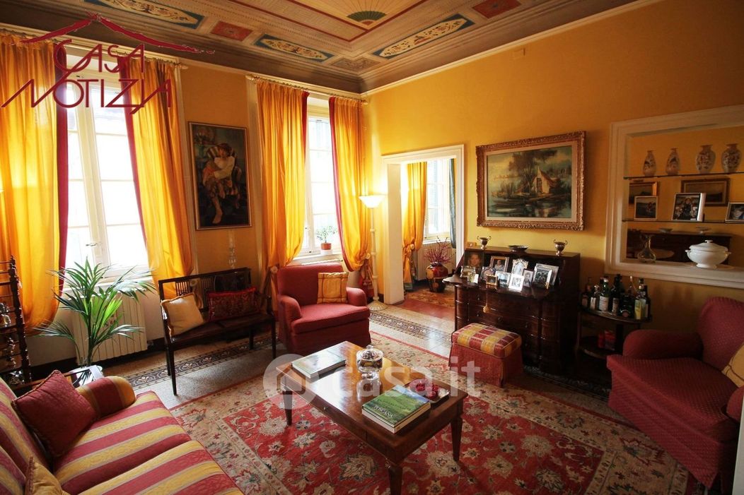 Appartamento in Vendita in Via Roma a Lucca