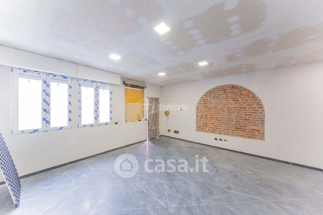 Appartamento in Vendita in Via Bovisasca a Milano