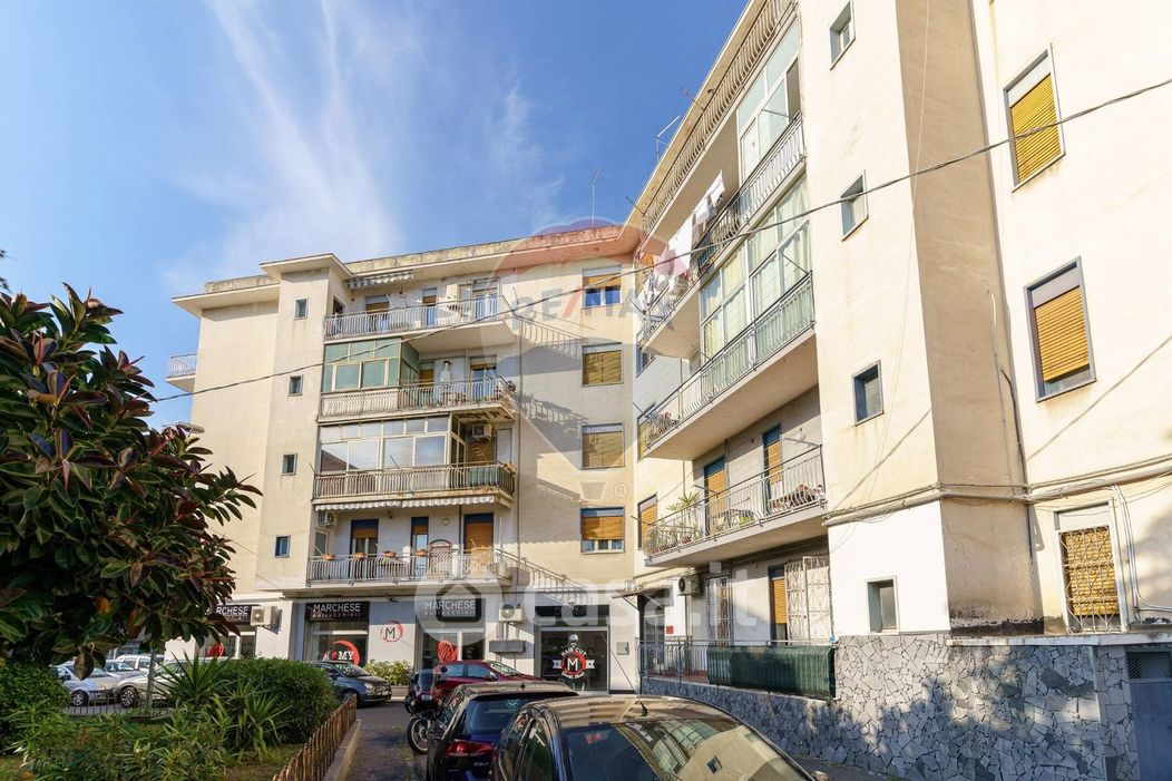 Appartamento in Vendita in Via Carrubella 151 a Gravina di Catania