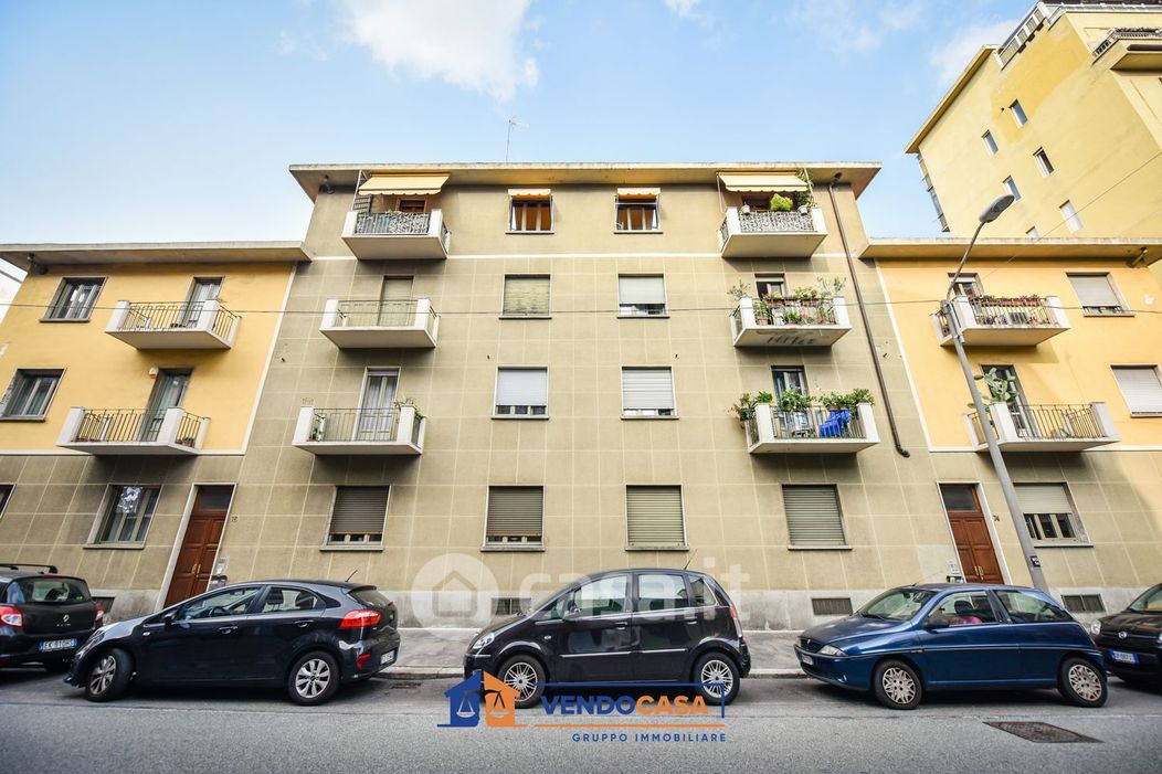 Appartamento in Vendita in Via Barletta 76 a Torino