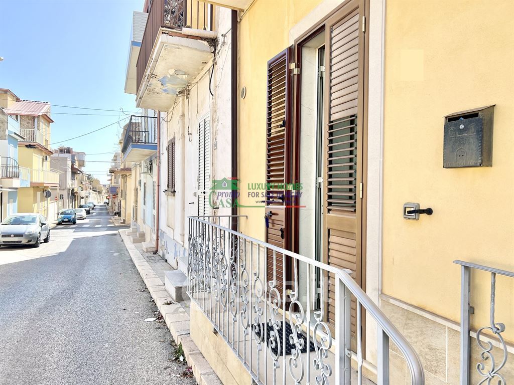 Appartamento in Affitto in Via Cagliari a Ragusa