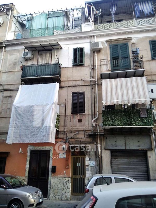 Appartamento in Vendita in Via Cipressi 90 a Palermo