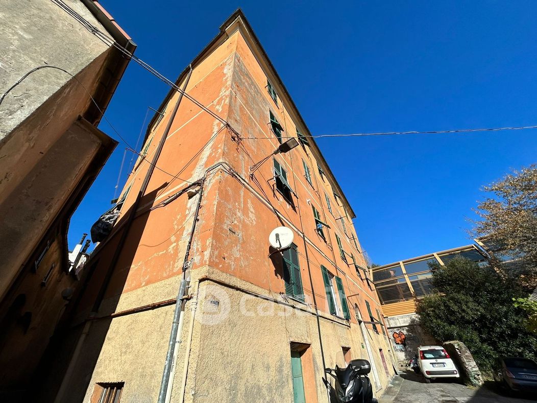 Appartamento in Vendita in Via Priano a Genova