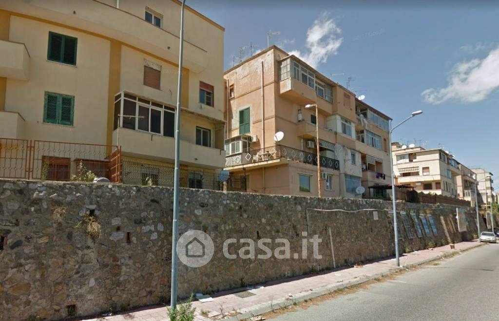Appartamento in Vendita in Viale Regina Elena 109 a Messina