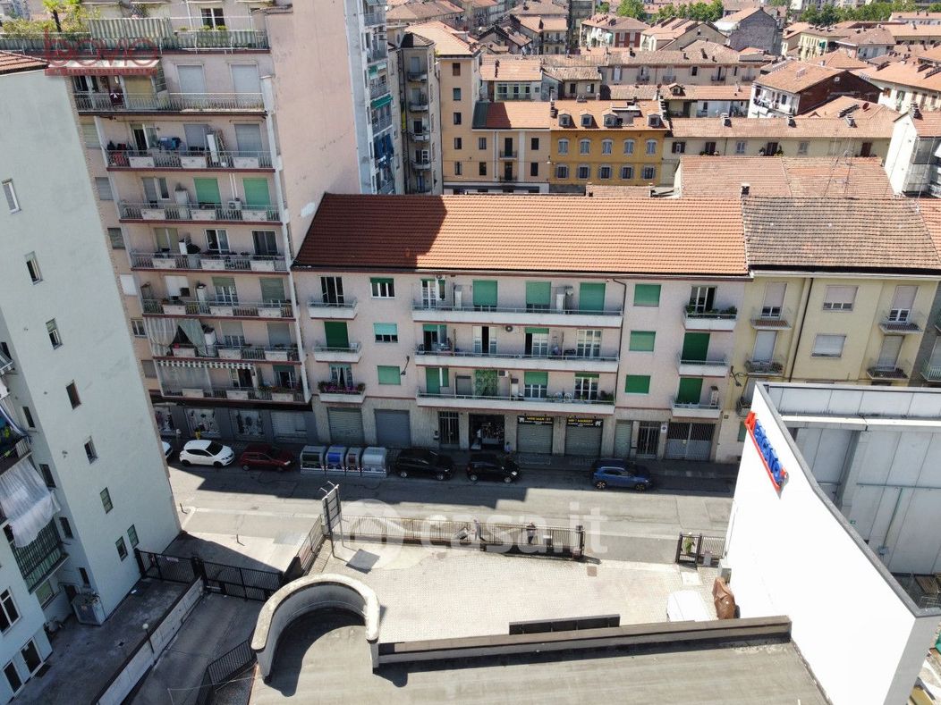 Appartamento in Vendita in Via Elvo 24 a Torino