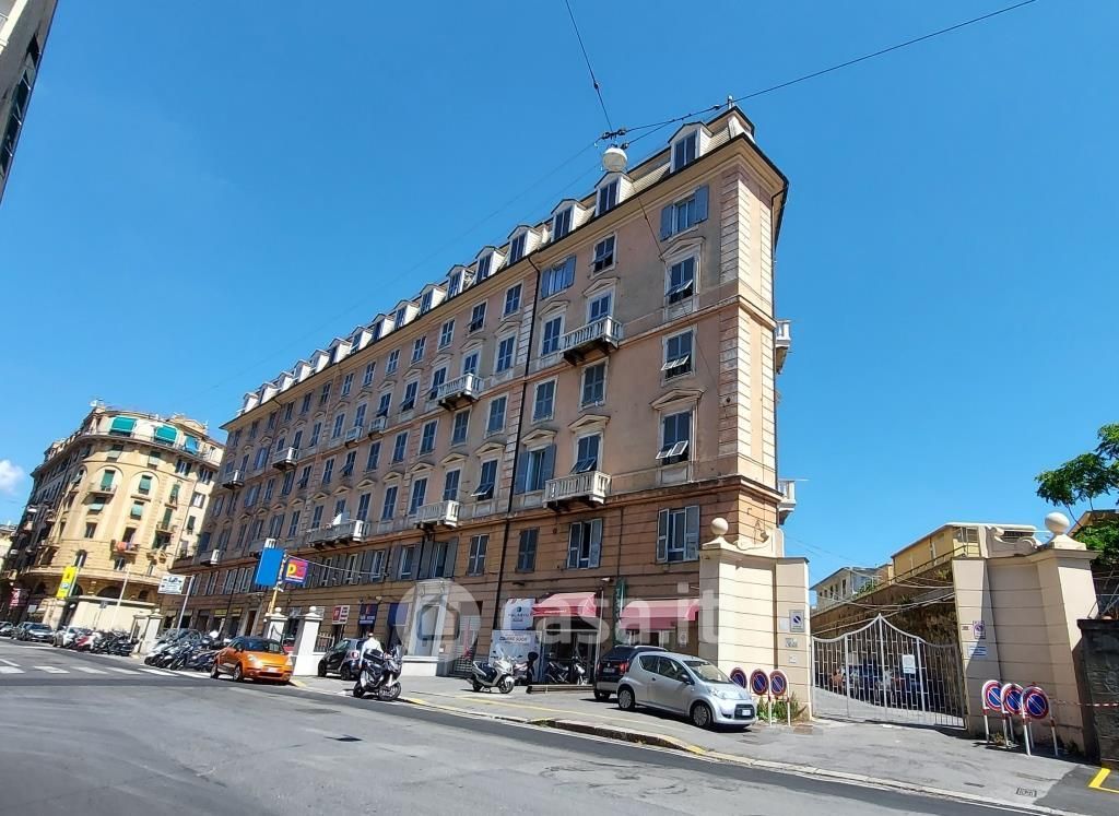 Appartamento in Vendita in Via archimede a Genova