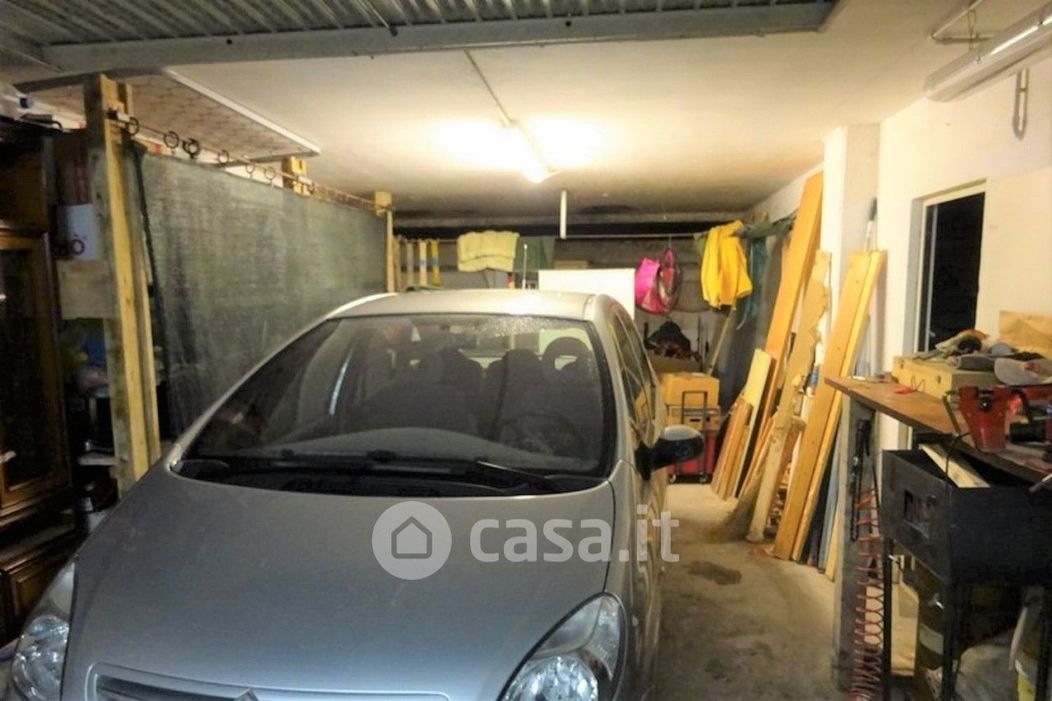 Garage/Posto auto in Vendita in Via Clementina a Serra San Quirico
