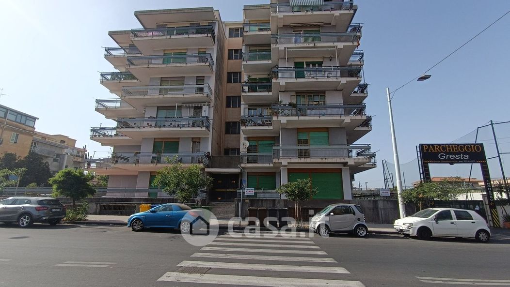 Appartamento in Vendita in Viale Mario Rapisardi 558 a Catania