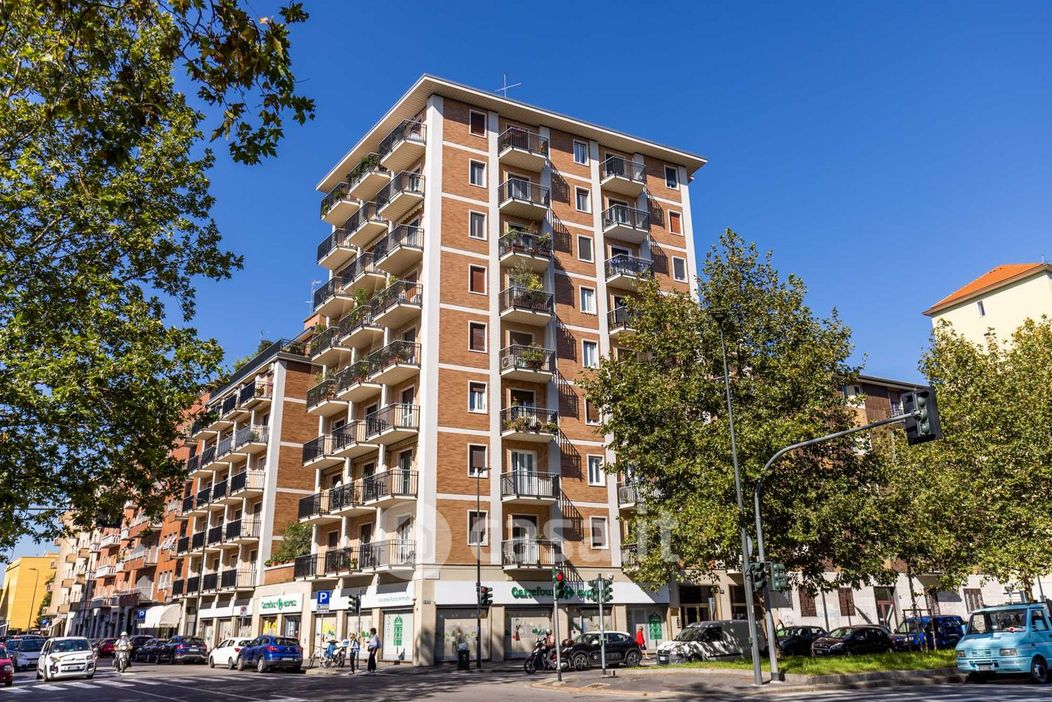 Appartamento in Vendita in Viale Pisa 10 a Milano