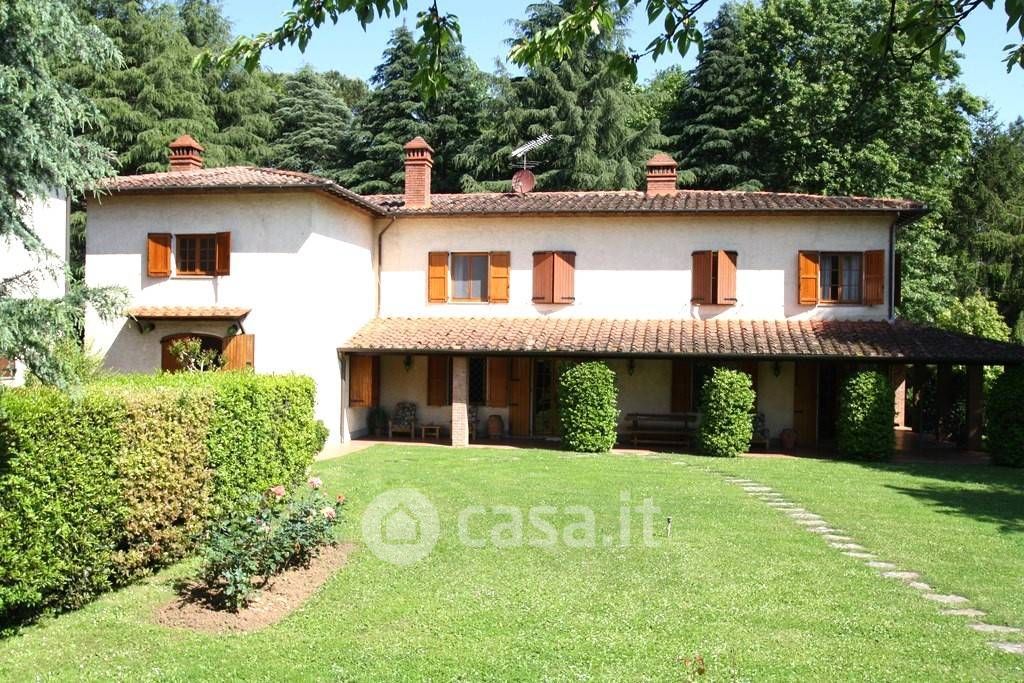 Villa in Vendita in Via san cerbone a Lucca