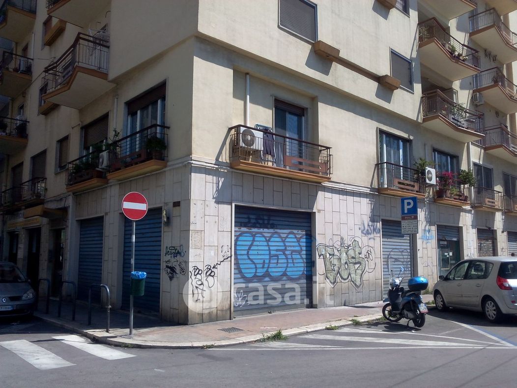 Negozio/Locale commerciale in Affitto in Corso ITALIA a Bari